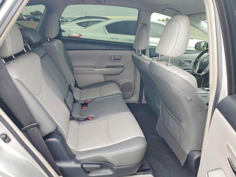 Продажа на аукционе авто 2016 Toyota Prius V, vin: JTDZN3EU4GJ043279, номер лота: 52237986