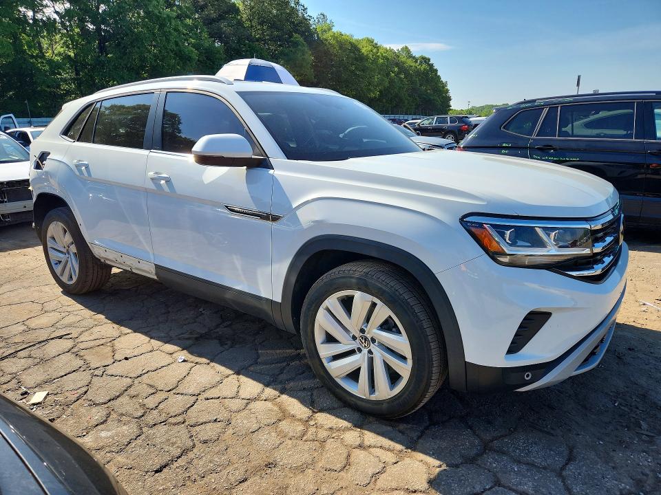 2021 Volkswagen Atlas Cross Sport მანქანა იყიდება აუქციონზე, vin: 1V2JE2CA5MC209498, აუქციონის ნომერი: 52471626