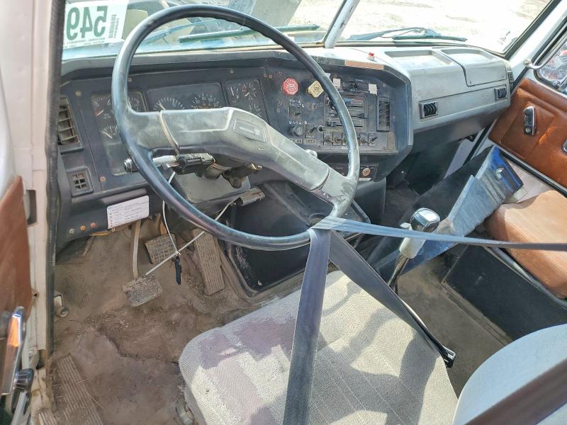 1994 Whitegmc Conventional მანქანა იყიდება აუქციონზე, vin: 4V1JLBDE0RR825415, აუქციონის ნომერი: 54996046