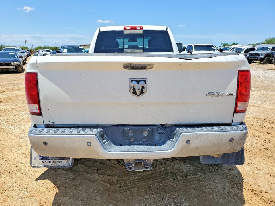 54004536 :رقم المزاد ، 3C63RRHL0JG383982 vin ، 2018 Ram 3500 مزاد بيع