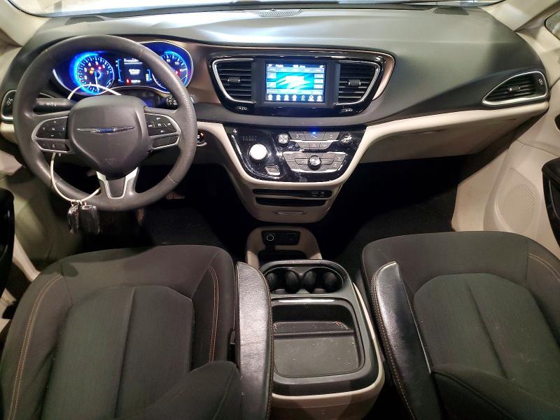 53224156 :رقم المزاد ، 2C4RC1FG1JR182825 vin ، 2018 Chrysler Pacifica مزاد بيع
