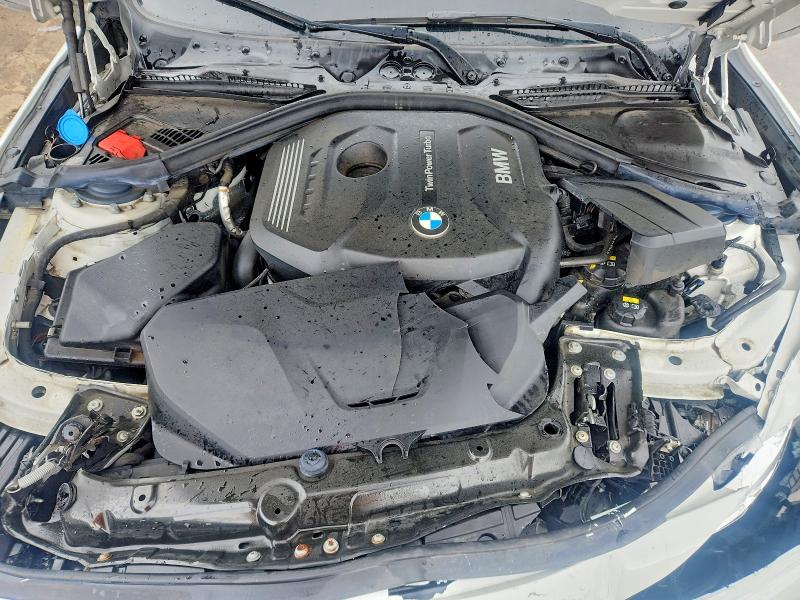 53644906 :رقم المزاد ، WBA8D9C57JEB35175 vin ، 2018 Bmw 330 مزاد بيع