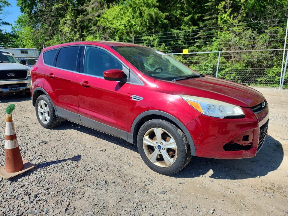 2015 Ford Escape მანქანა იყიდება აუქციონზე, vin: 1FMCU0G77FUB67893, აუქციონის ნომერი: 55574056