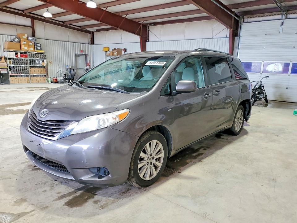 Продажа на аукционе авто 2017 Toyota Sienna, vin: 5TDJZ3DCXHS163747, номер лота: 54911166