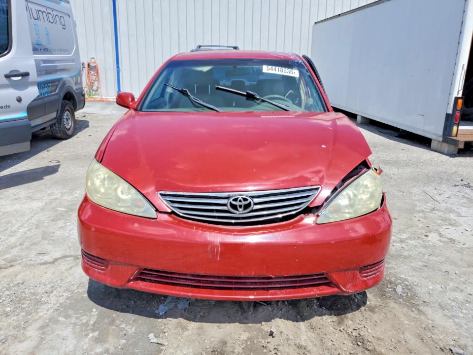 54418536 :رقم المزاد ، 4T1BE32K95U061126 vin ، 2005 Toyota Camry مزاد بيع