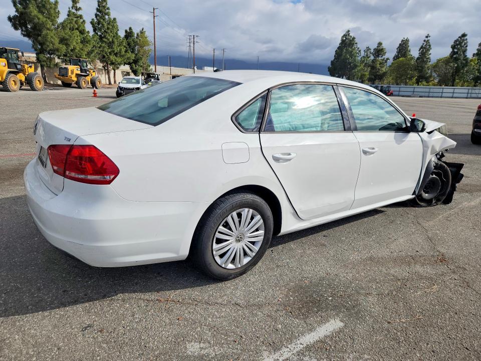 Продажа на аукционе авто 2014 Volkswagen Passat, vin: 1VWAT7A30EC037727, номер лота: 55041566