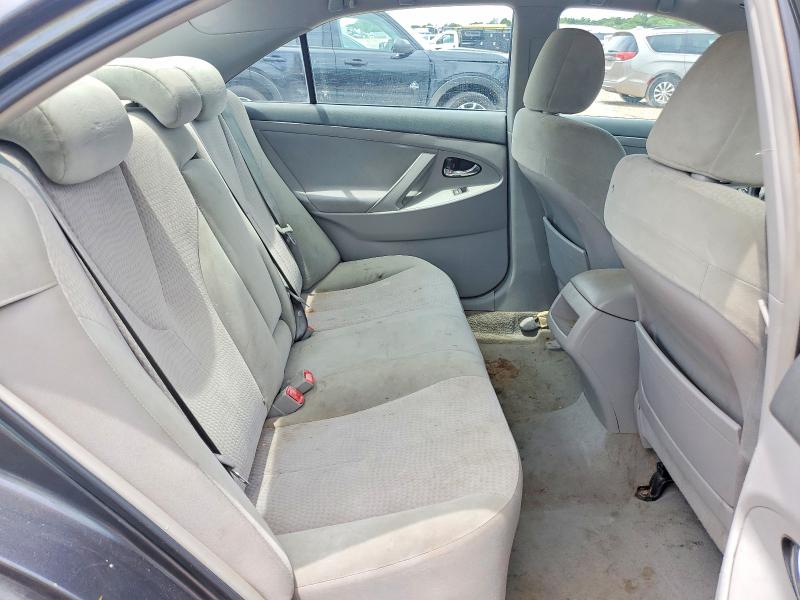 55682996 :رقم المزاد ، 4T1BF3EKXBU151843 vin ، 2011 Toyota Camry مزاد بيع