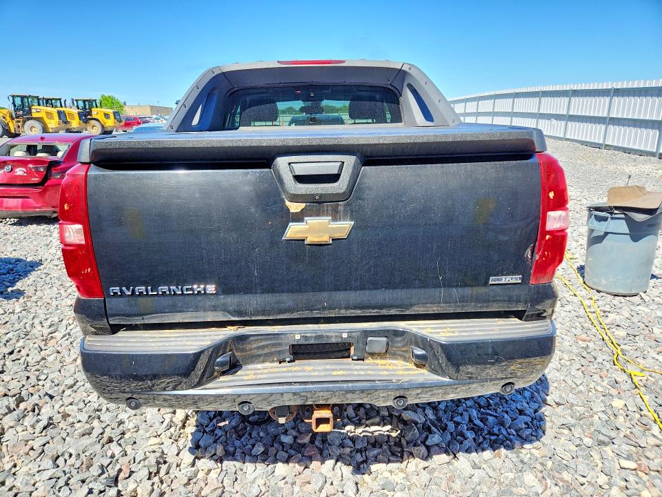 54679056 :رقم المزاد ، 3GNFK12328G129020 vin ، 2008 Chevrolet Avalanche مزاد بيع