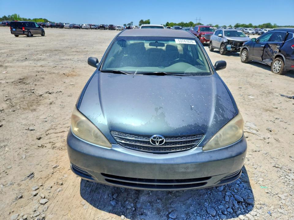 53741076 :رقم المزاد ، 4T1BE32K43U682786 vin ، 2003 Toyota Camry مزاد بيع