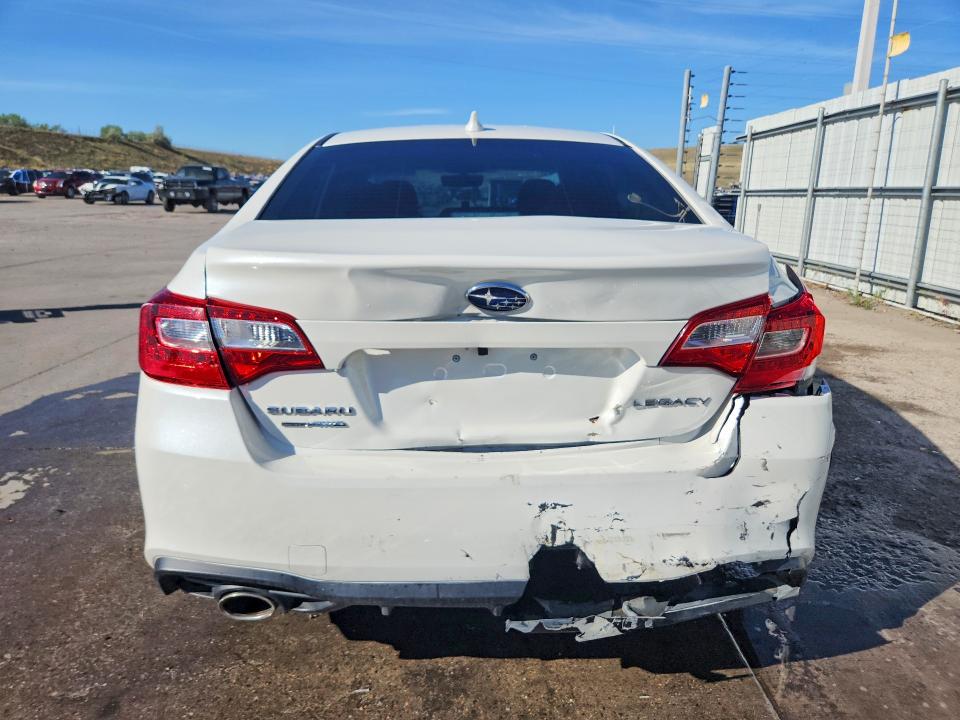 53414266 :رقم المزاد ، 4S3BNAC6XJ3041364 vin ، 2018 Subaru Legacy مزاد بيع