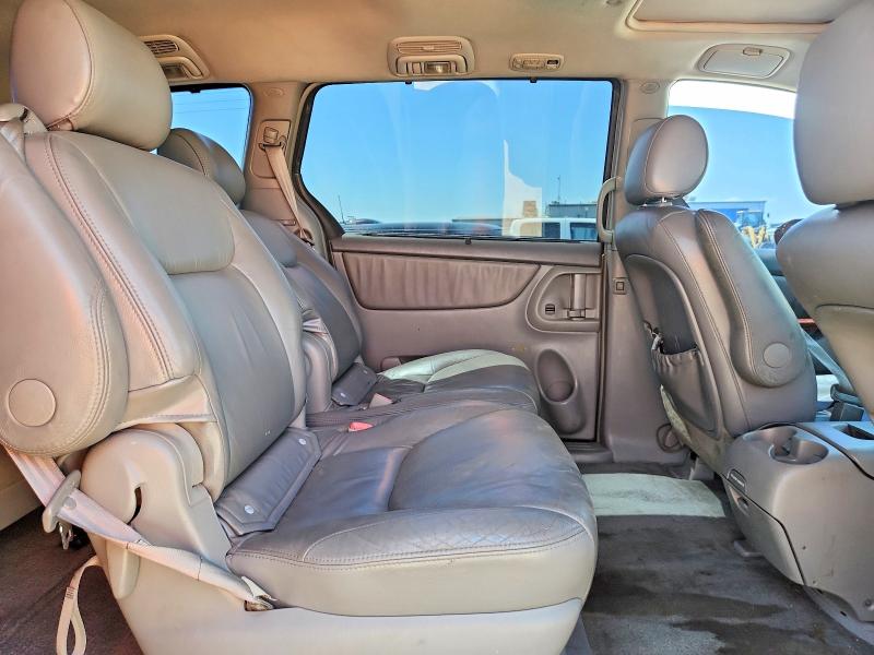52907026 :رقم المزاد ، 5TDBA22C85S031753 vin ، 2005 Toyota Sienna مزاد بيع
