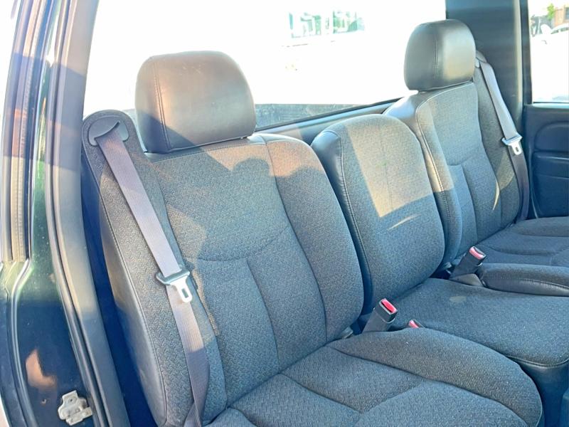 53125036 :رقم المزاد ، 1GTHK24U86E141478 vin ، 2006 Gmc Sierra مزاد بيع