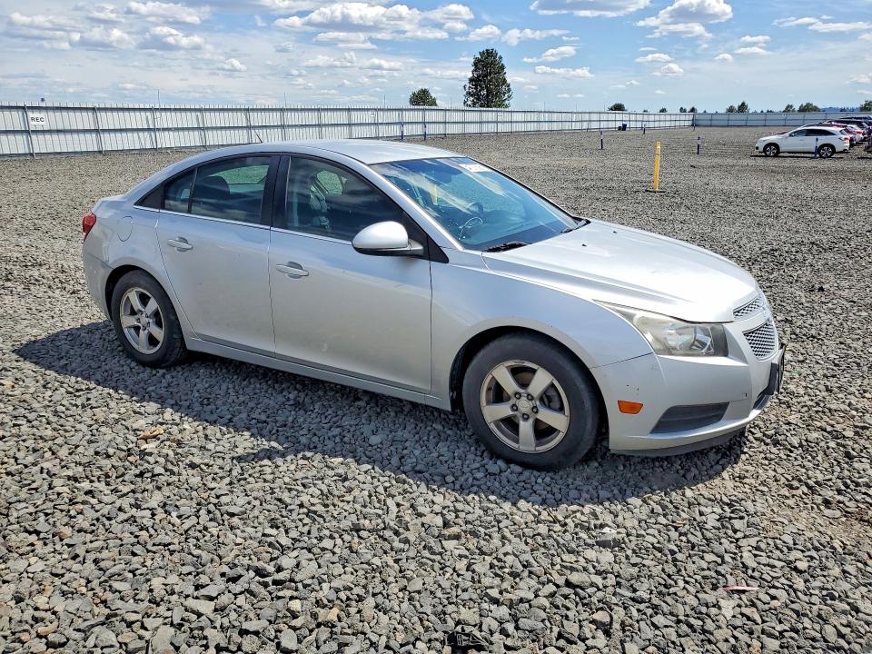 54727806 :رقم المزاد ، 1G1PK5SB3E7106146 vin ، 2014 Chevrolet Cruze مزاد بيع