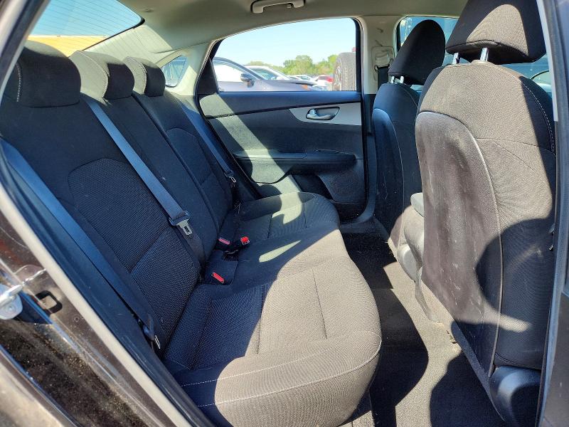 53393726 :رقم المزاد ، 3KPF24AD0KE067270 vin ، 2019 Kia Forte مزاد بيع