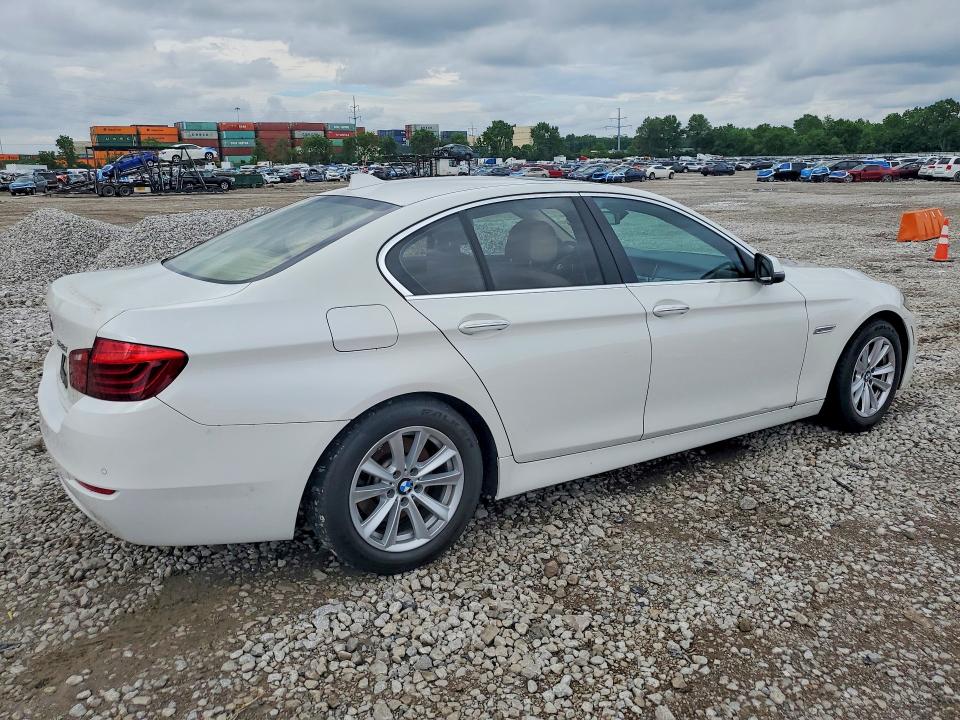 Продаж на аукціоні авто 2015 Bmw 528, vin: WBA5A7C56FD625522, номер лоту: 55060236
