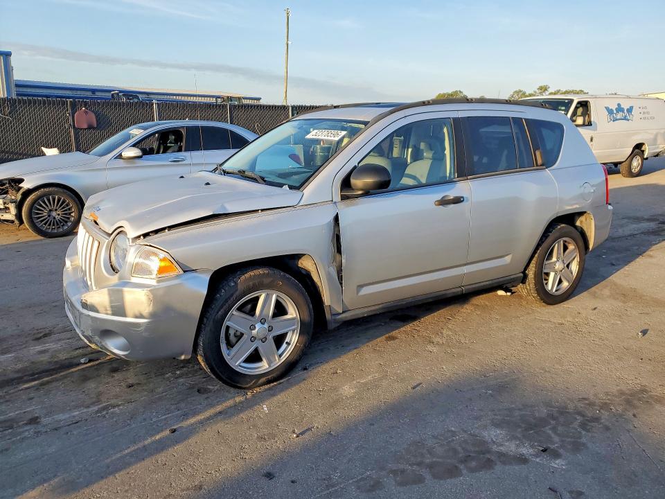 52378596 :رقم المزاد ، 1J8FT47W97D274666 vin ، 2007 Jeep Compass مزاد بيع