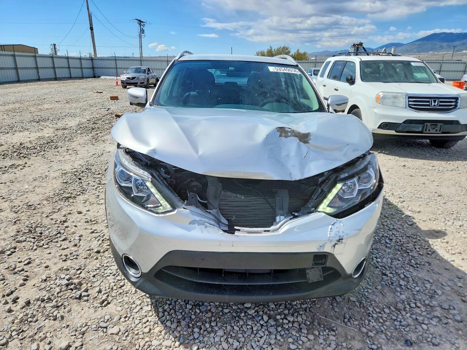 Продажа на аукционе авто 2017 Nissan Rogue Sport, vin: JN1BJ1CR7HW101960, номер лота: 53549056