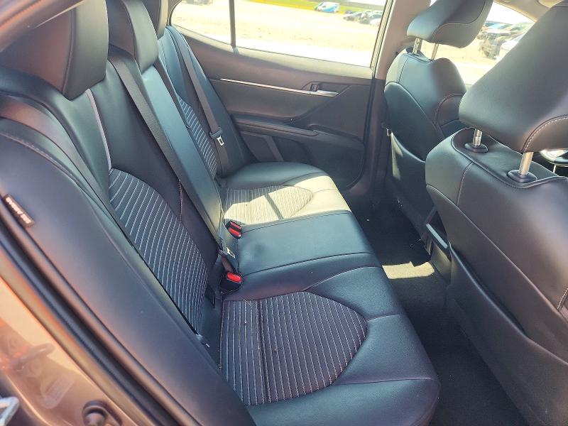 51784206 :رقم المزاد ، 4T1T11AKXPU763061 vin ، 2023 Toyota Camry مزاد بيع