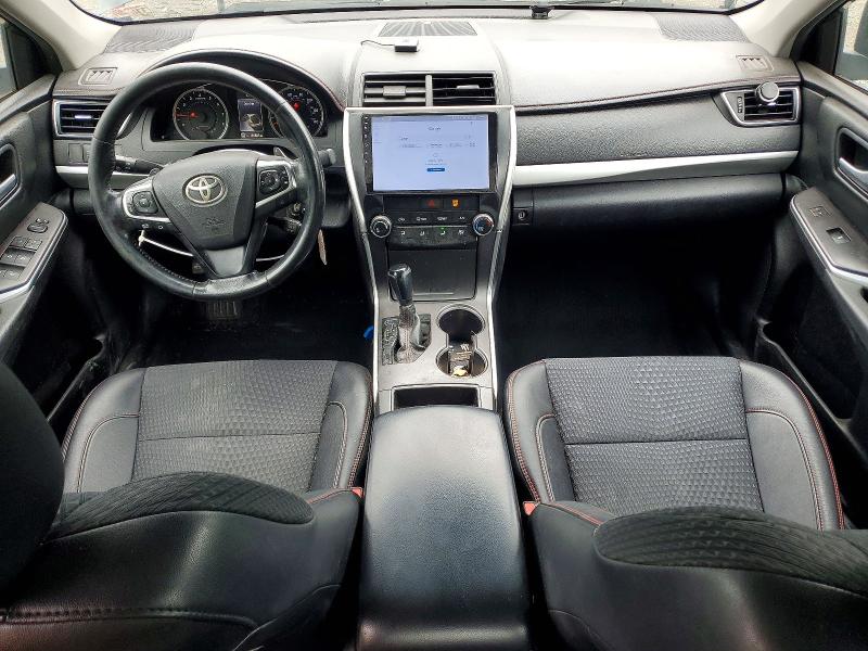 52428506 :رقم المزاد ، 4T1BF1FKXFU041786 vin ، 2015 Toyota Camry مزاد بيع
