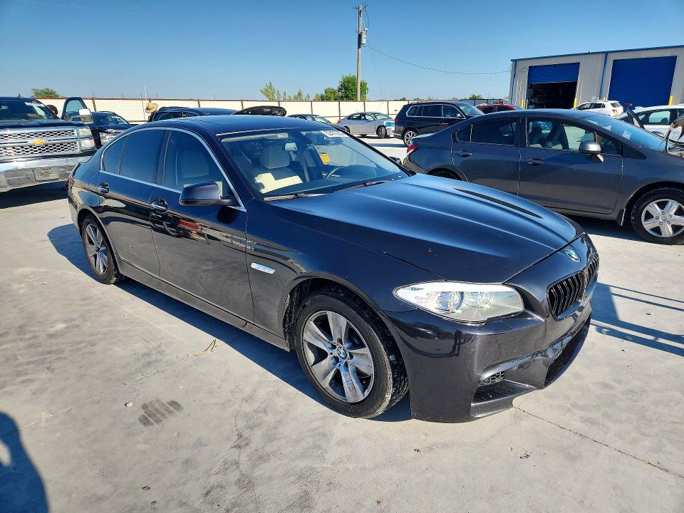 53472356 :رقم المزاد ، WBAXH5C50DDW15574 vin ، 2013 Bmw 528 مزاد بيع
