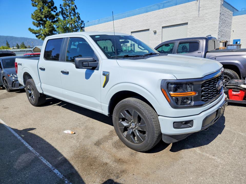 52327636 :رقم المزاد ، 1FTEW2LP5SKE31501 vin ، 2025 Ford F150 مزاد بيع