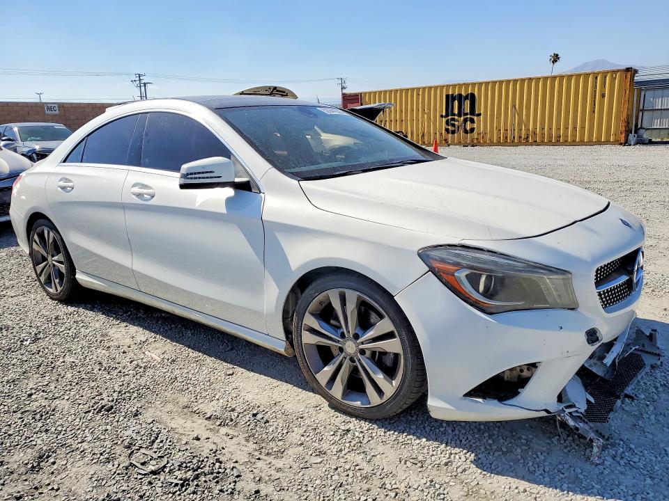 52941536 :رقم المزاد ، WDDSJ4EB9EN038205 vin ، 2014 Mercedes-benz Cla مزاد بيع
