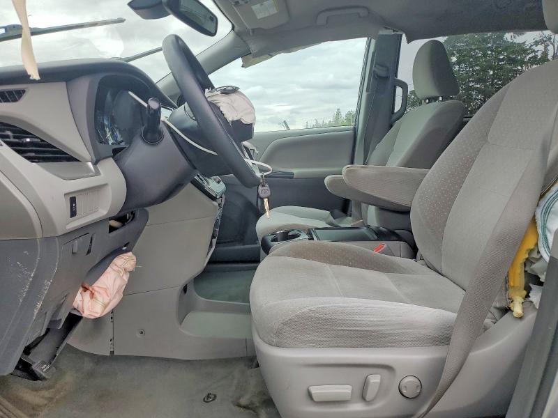 Продажа на аукционе авто 2018 Toyota Sienna, vin: 5TDKZ3DC1JS904751, номер лота: 55116346