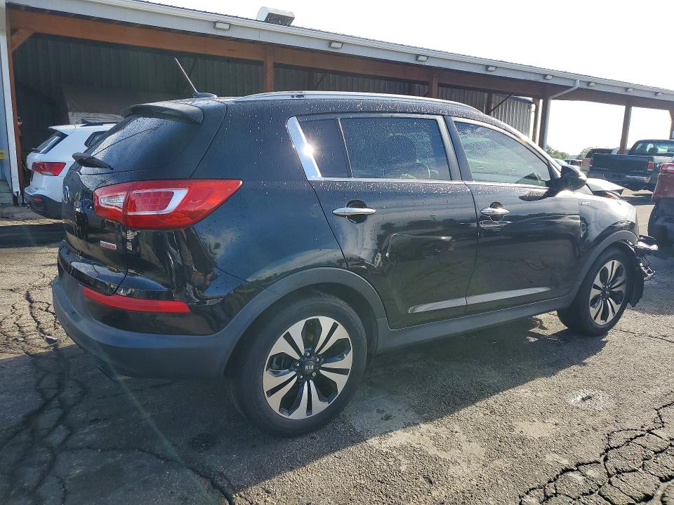 53451436 :رقم المزاد ، KNDPCCA65B7117027 vin ، 2011 Kia Sportage مزاد بيع