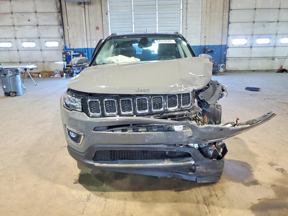 54243526 :رقم المزاد ، 3C4NJDCB5KT673024 vin ، 2019 Jeep Compass مزاد بيع