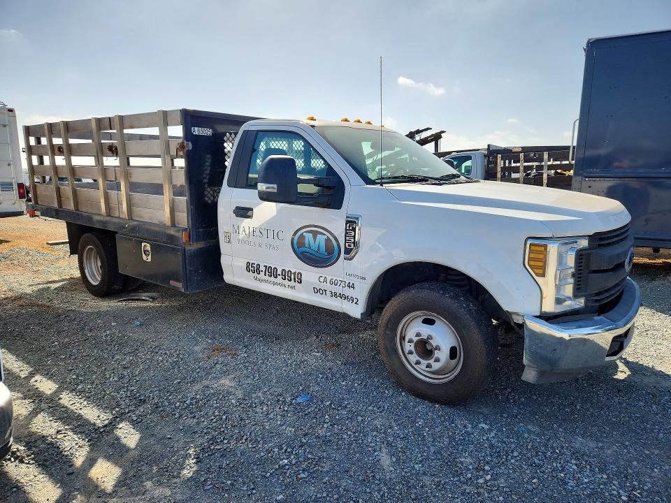 Продажа на аукционе авто 2018 Ford F350, vin: 1FDRF3G68JEB54201, номер лота: 54699126