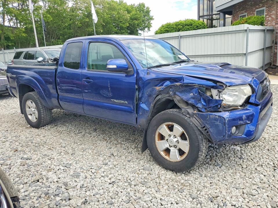 Продажа на аукционе авто 2014 Toyota Tacoma, vin: 5TFUU4EN8EX086741, номер лота: 54829736