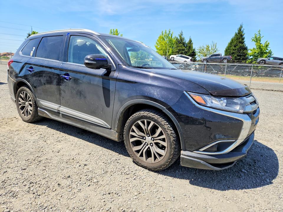 Продажа на аукционе авто 2018 Mitsubishi Outlander, vin: JA4AZ3A38JZ015311, номер лота: 54175056