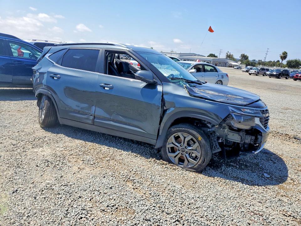 52909776 :رقم المزاد ، KNDEUCAA5R7522193 vin ، 2024 Kia Seltos مزاد بيع