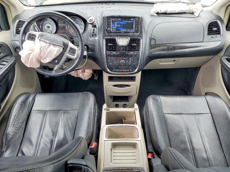 54069376 :رقم المزاد ، 2C4RC1BG0FR544611 vin ، 2015 Chrysler Town & Country مزاد بيع