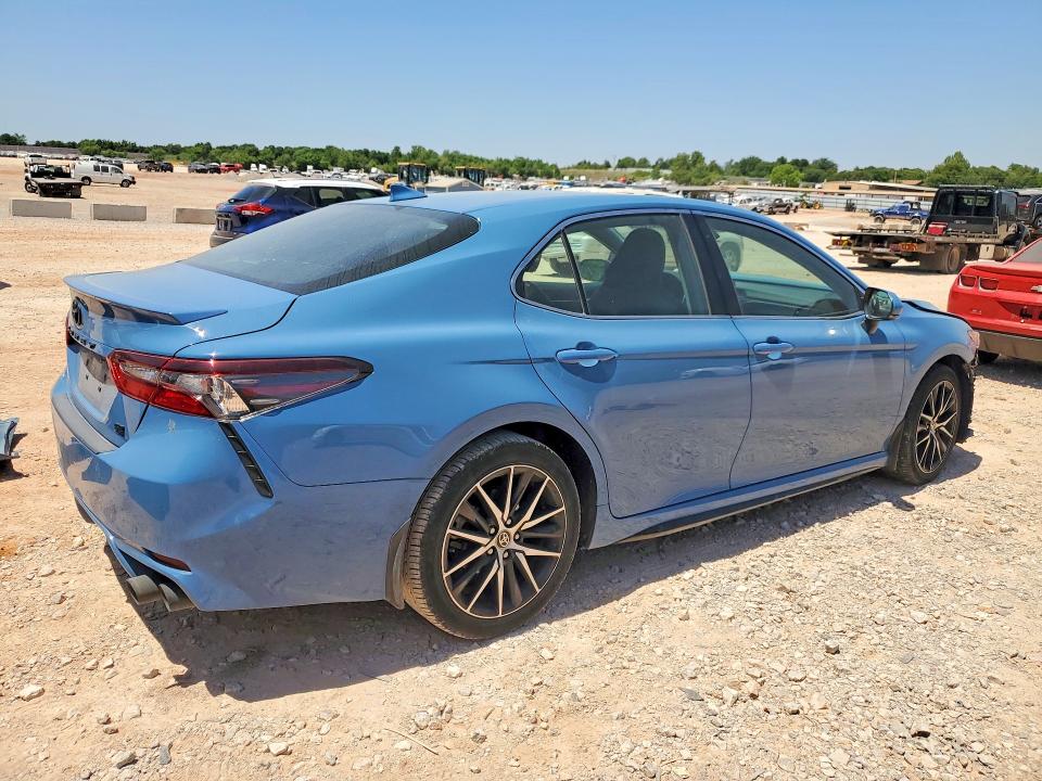 52585886 :رقم المزاد ، 4T1G11AK9RU227349 vin ، 2024 Toyota Camry مزاد بيع