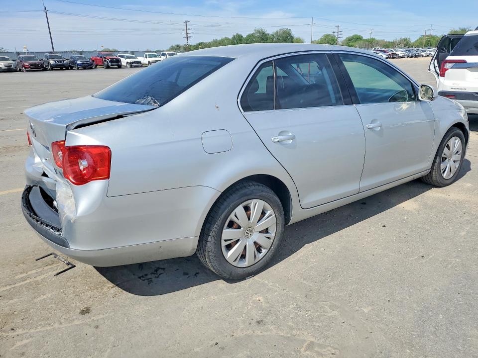 Aukcja sprzedaży 2005 Volkswagen New Jetta, vin: 3VWSF71K75M604601, numer aukcji: 52935546