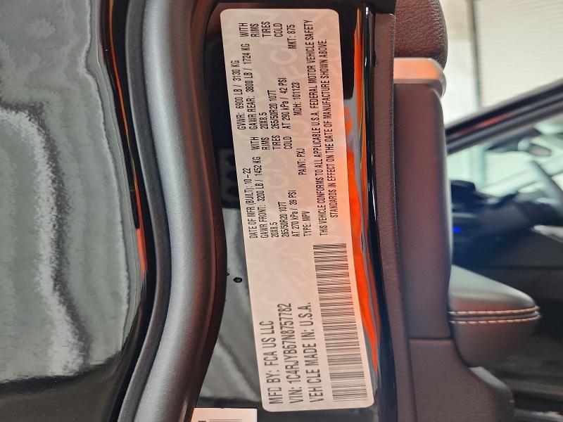 53817286 :رقم المزاد ، 1C4RJYB67N8757782 vin ، 2022 Jeep Grand Cherokee مزاد بيع