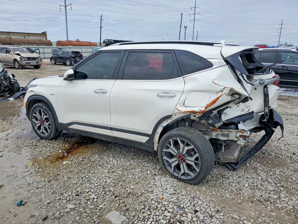 Продажа на аукционе авто 2021 Kia Seltos, vin: KNDETCA28M7116722, номер лота: 52812136