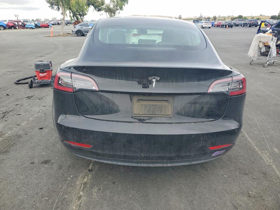 2018 Tesla Model 3 მანქანა იყიდება აუქციონზე, vin: 5YJ3E1EA7JF173426, აუქციონის ნომერი: 54548096