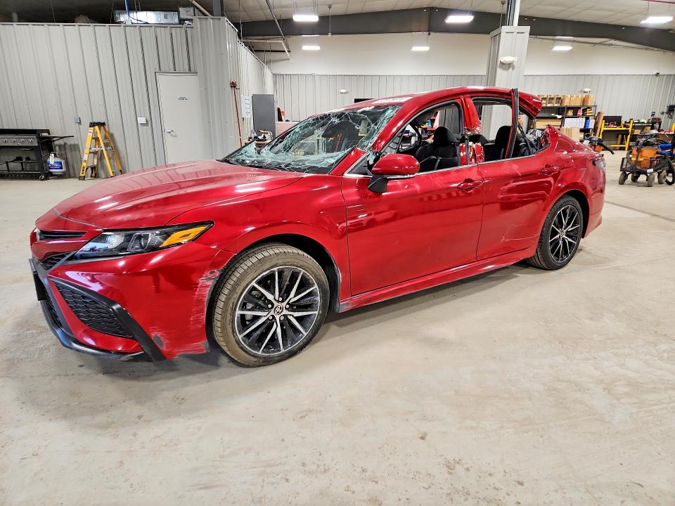 52375616 :رقم المزاد ، 4T1G11AK3RU222020 vin ، 2024 Toyota Camry مزاد بيع