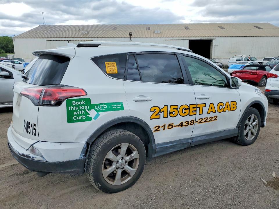 Продажа на аукционе авто 2018 Toyota Rav4, vin: JTMBFREV4JJ736242, номер лота: 53264776
