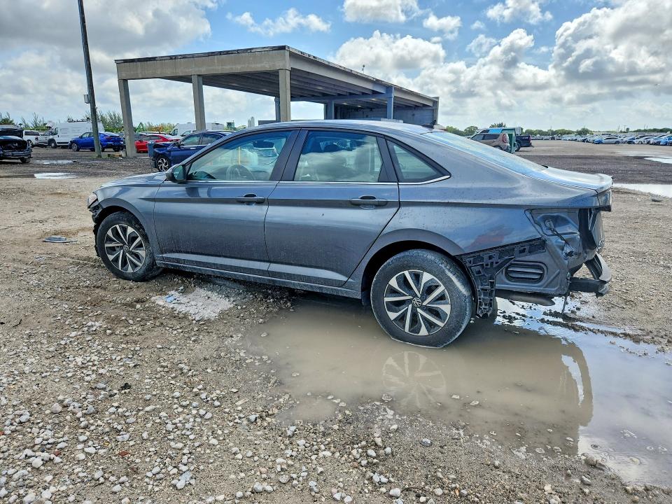54631746 :رقم المزاد ، 3VW4M7BU7PM005408 vin ، 2023 Volkswagen Jetta مزاد بيع