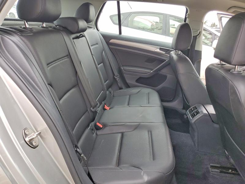 Продаж на аукціоні авто 2017 Volkswagen Golf, vin: 3VW217AU1HM061914, номер лоту: 52555206