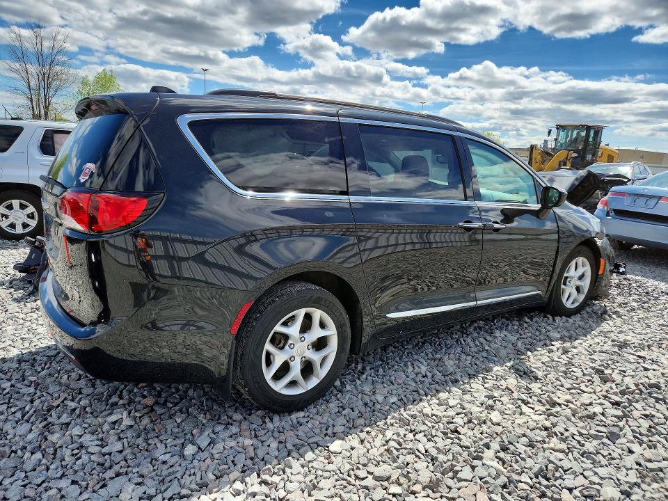 Продажа на аукционе авто 2017 Chrysler Pacifica, vin: 2C4RC1BG4HR759296, номер лота: 54342726