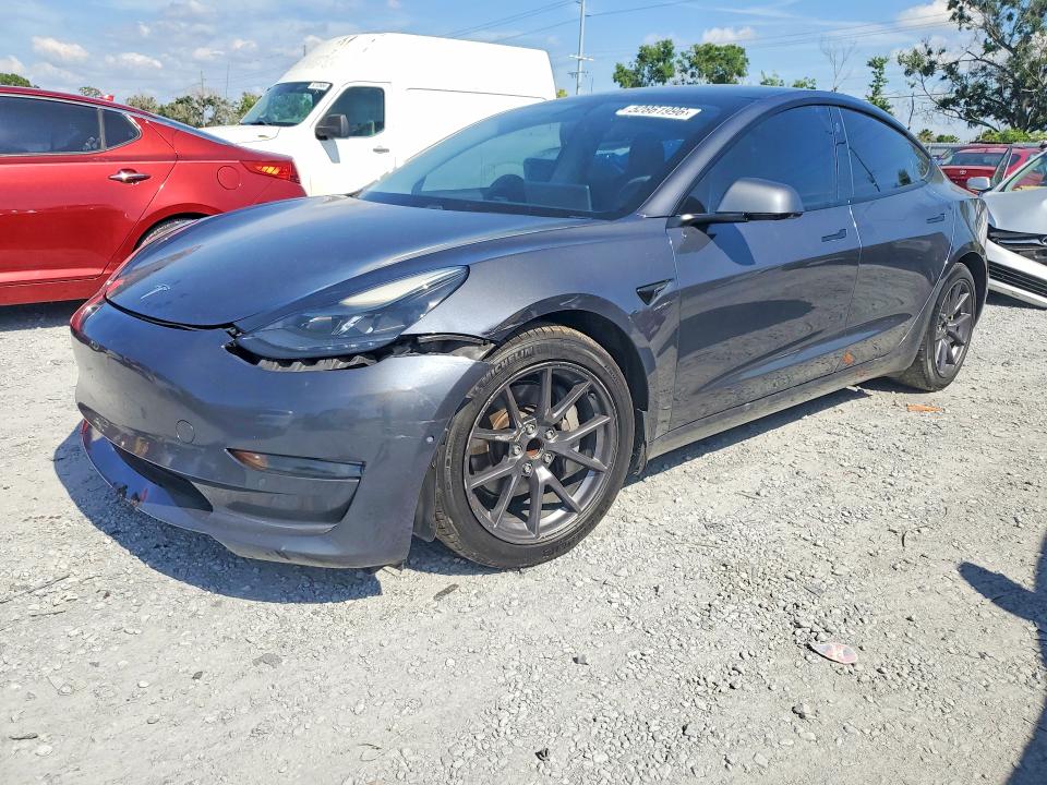 Продаж на аукціоні авто 2021 Tesla Model 3, vin: 5YJ3E1EA5MF048218, номер лоту: 52861996