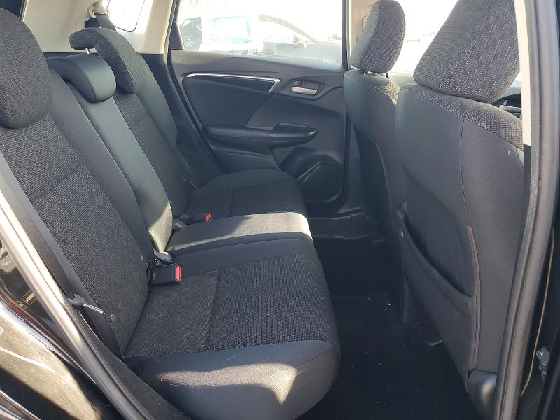53203056 :رقم المزاد ، JHMGK5H50GX000246 vin ، 2016 Honda Fit مزاد بيع