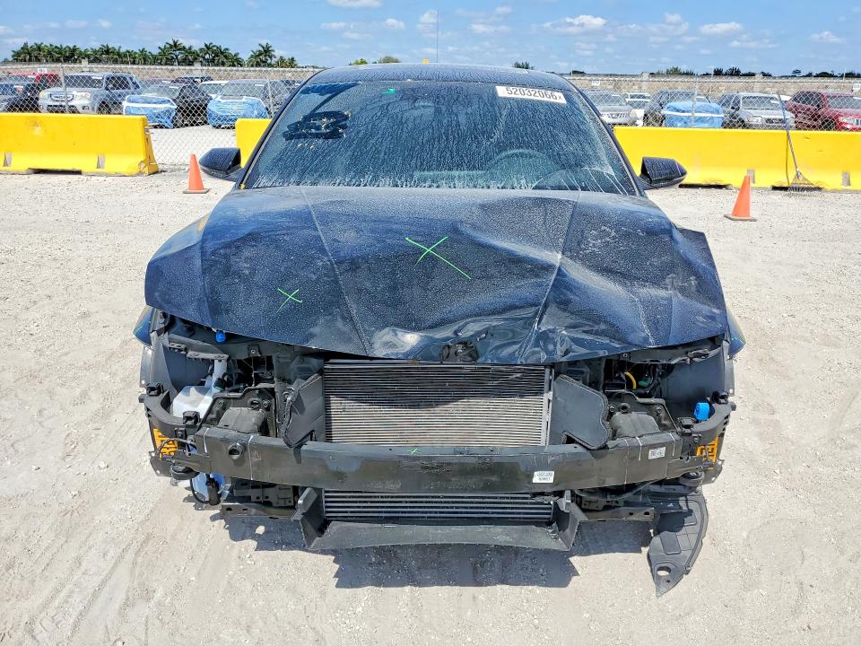 52032066 :رقم المزاد ، KMHLR4DFXSU864134 vin ، 2025 Hyundai Elantra مزاد بيع