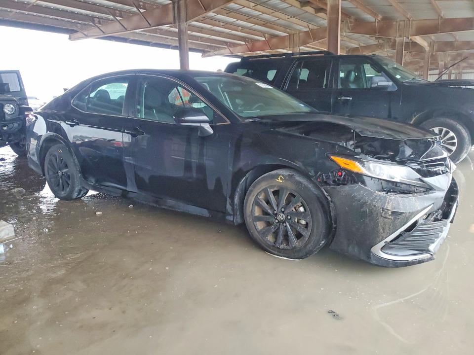 51847606 :رقم المزاد ، 4T1C11AK8RU907189 vin ، 2024 Toyota Camry مزاد بيع