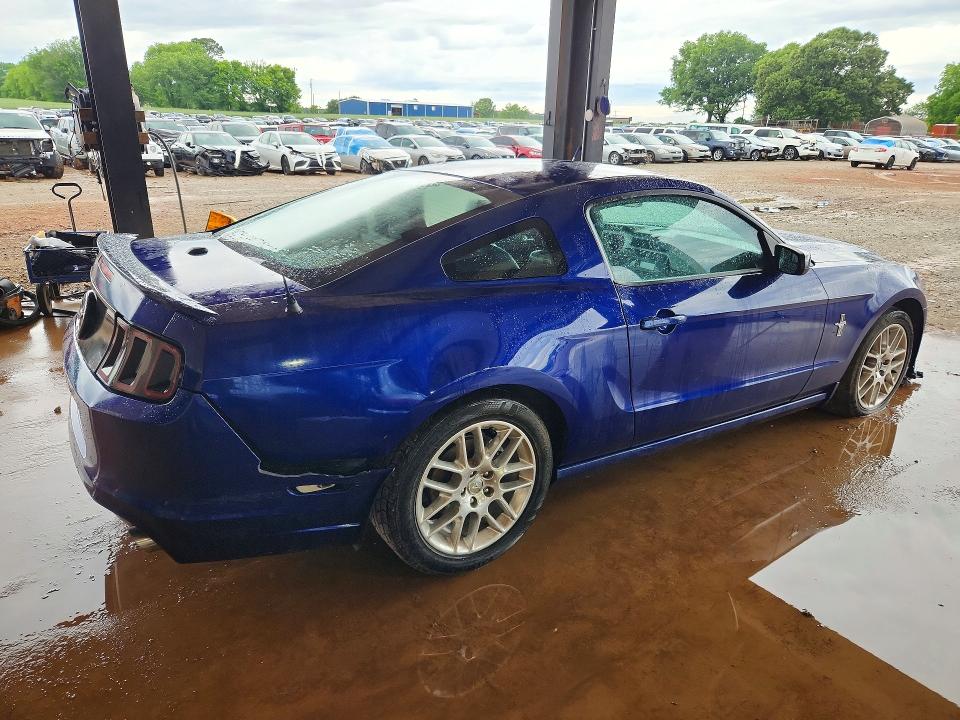 Продаж на аукціоні авто 2013 Ford Mustang, vin: 1ZVBP8AM3D5235230, номер лоту: 51774856