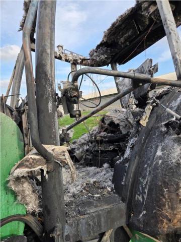 2012 John Deere Tractor მანქანა იყიდება აუქციონზე, vin: PO6115DCCH022911, აუქციონის ნომერი: 53095126